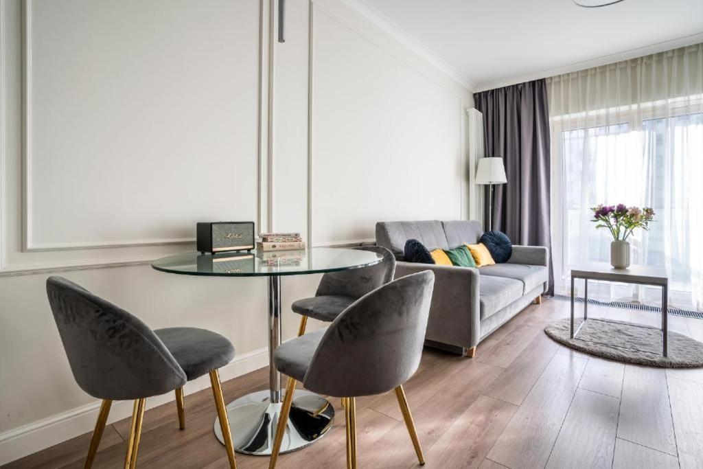 Mennica Residence By Golden Apartments วอร์ซอ ภายนอก รูปภาพ