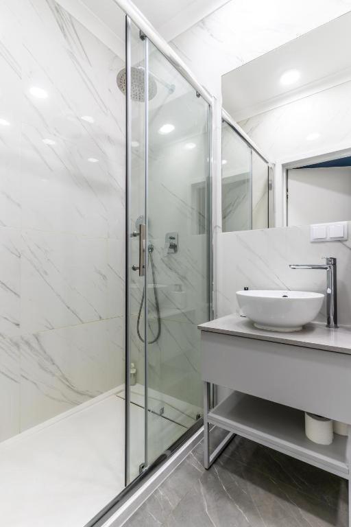 Mennica Residence By Golden Apartments วอร์ซอ ภายนอก รูปภาพ